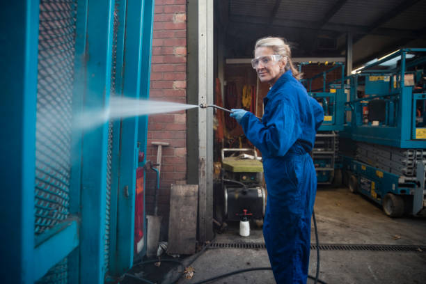 Best Warehouse Cleaning  in Yalaha, FL